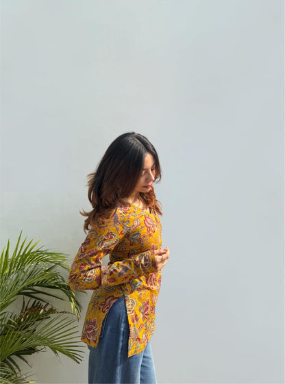 VeraBloom Kurti