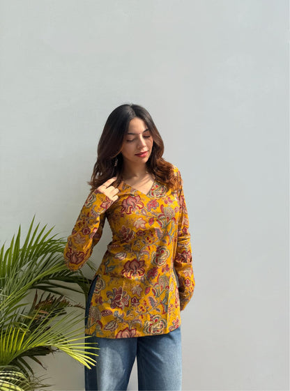 VeraBloom Kurti