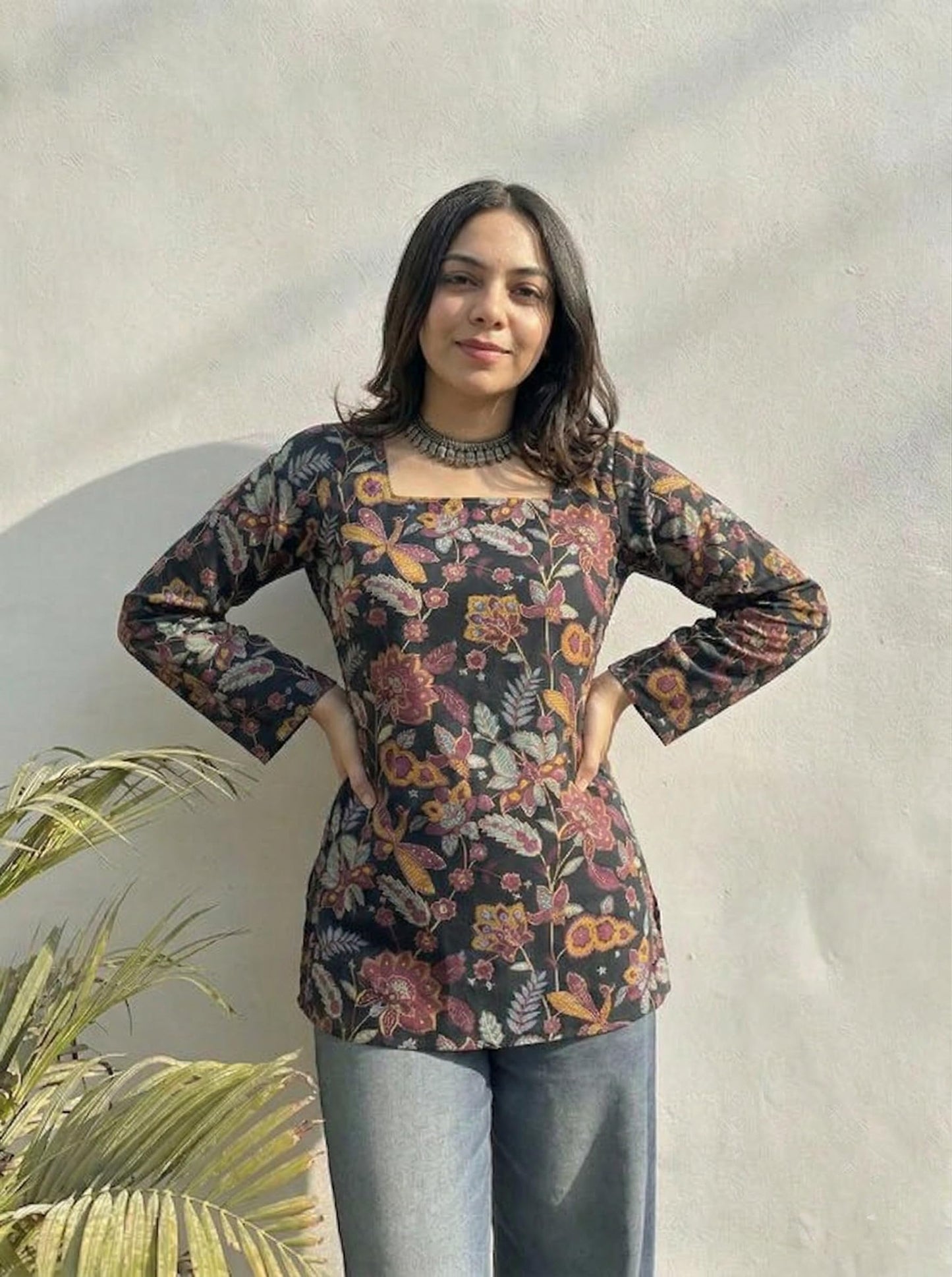 VeraBloom Kurti