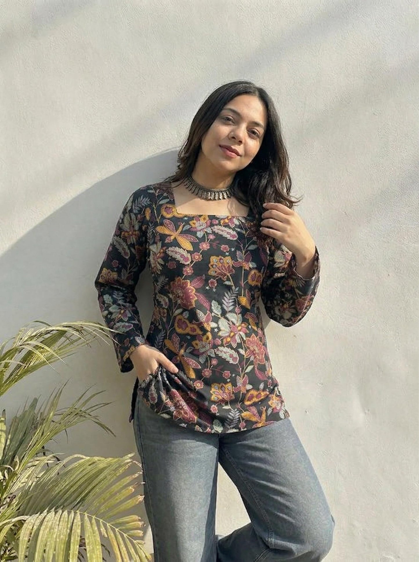VeraBloom Kurti